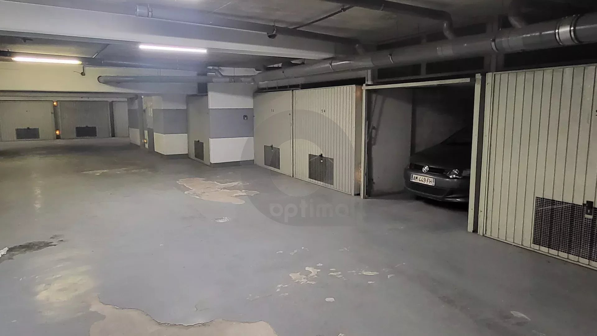 Menton centre – garage – nue propriété