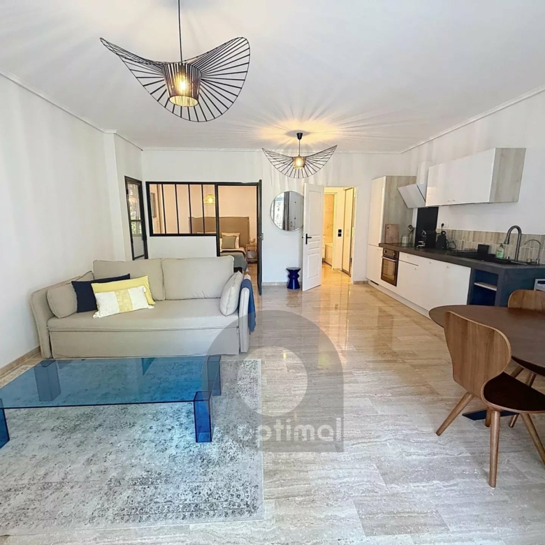 RCM Secteur Cap Martin – Résidence de Prestige – Magnifique 2 pièces en rez-de-jardin