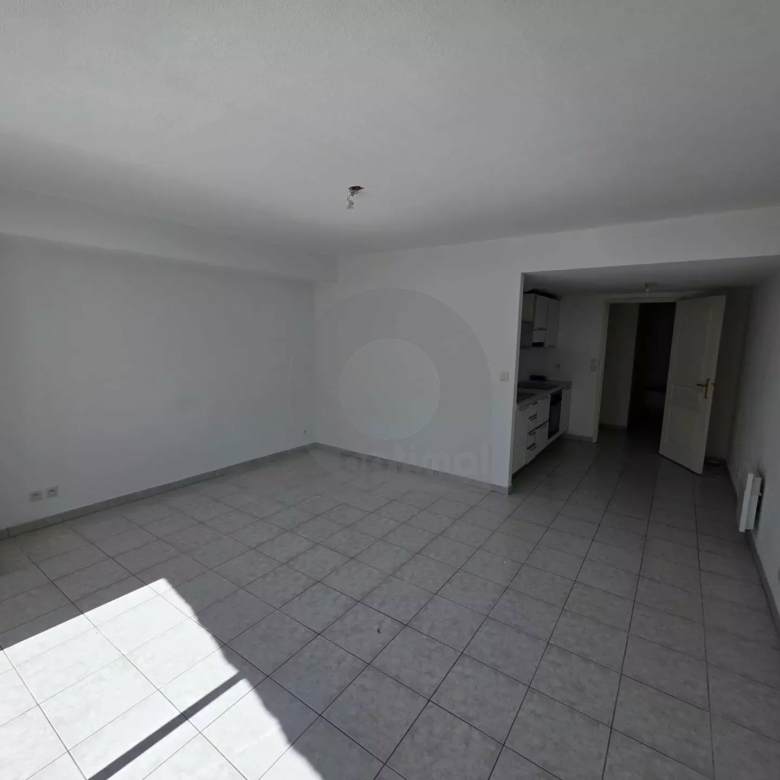 APPARTEMENT DEUX PIECES TERRASSE MENTON PROCHE CARNOLES