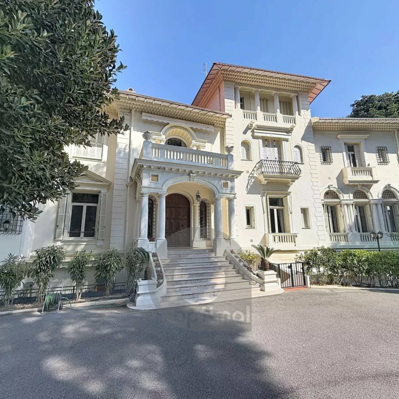 RCM Secteur Cap Martin – Résidence de Prestige – Magnifique 2 pièces en rez-de-jardin