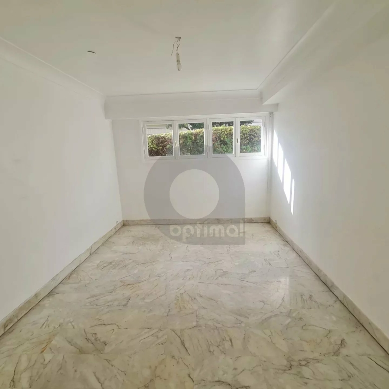 APPARTEMENT QUATRE PIECES MENTON COURS DU CENTENAIRE