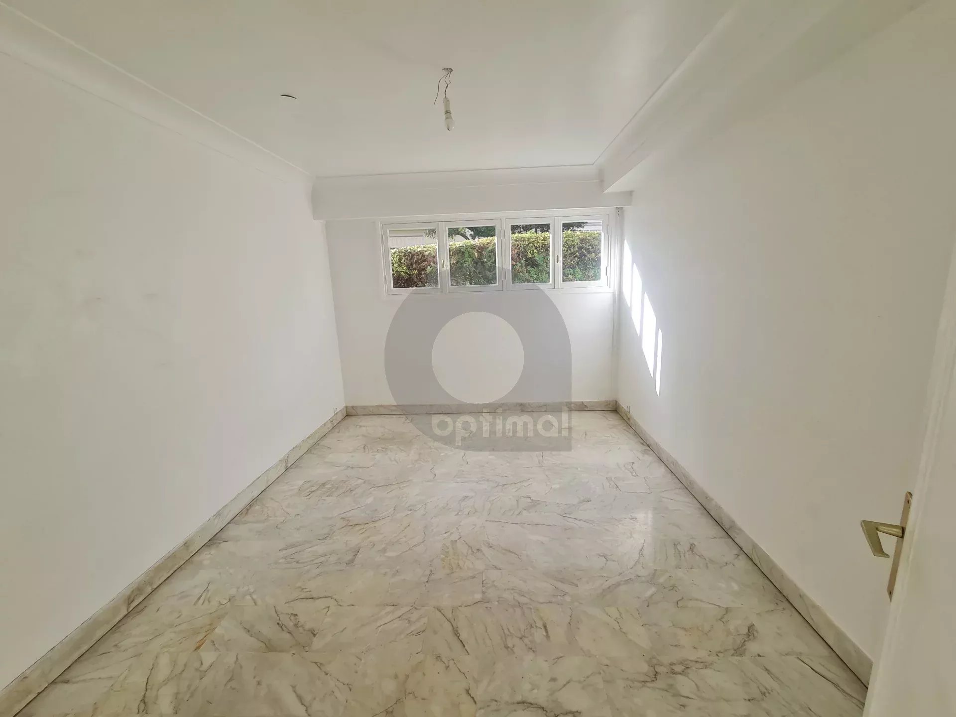 APPARTEMENT QUATRE PIECES MENTON COURS DU CENTENAIRE