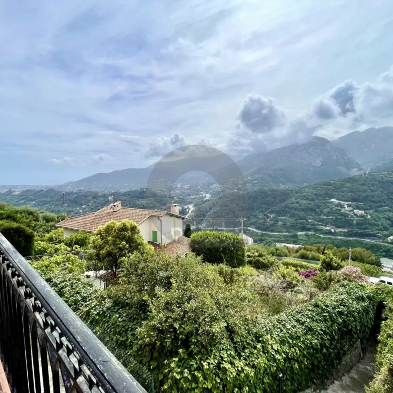 Castellar MAISON DE VILLAGE – terrasse -OUEST