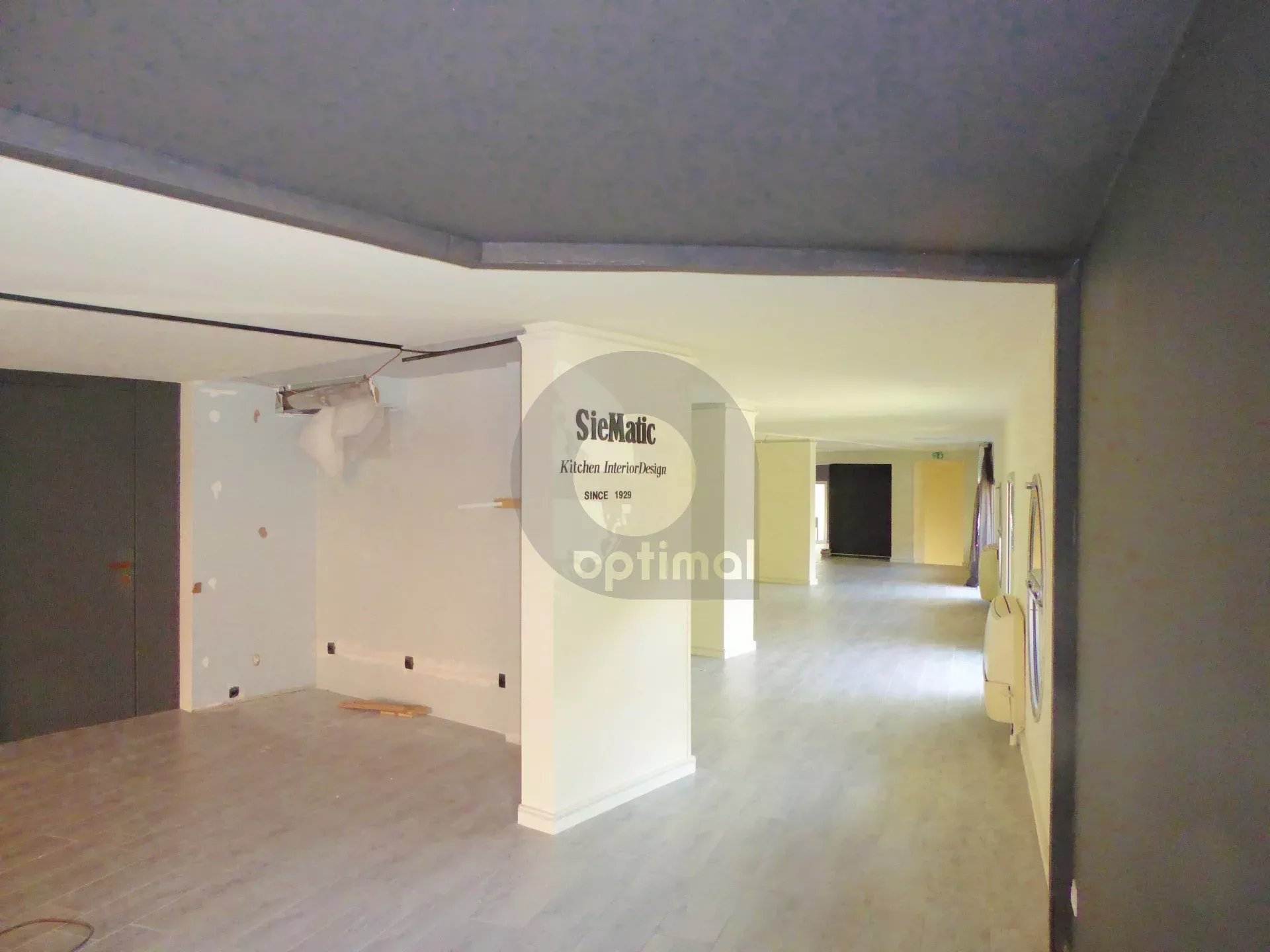 MENTON EXCLUSIVITE LOCAUX PROFESSIONNELS 212 M2