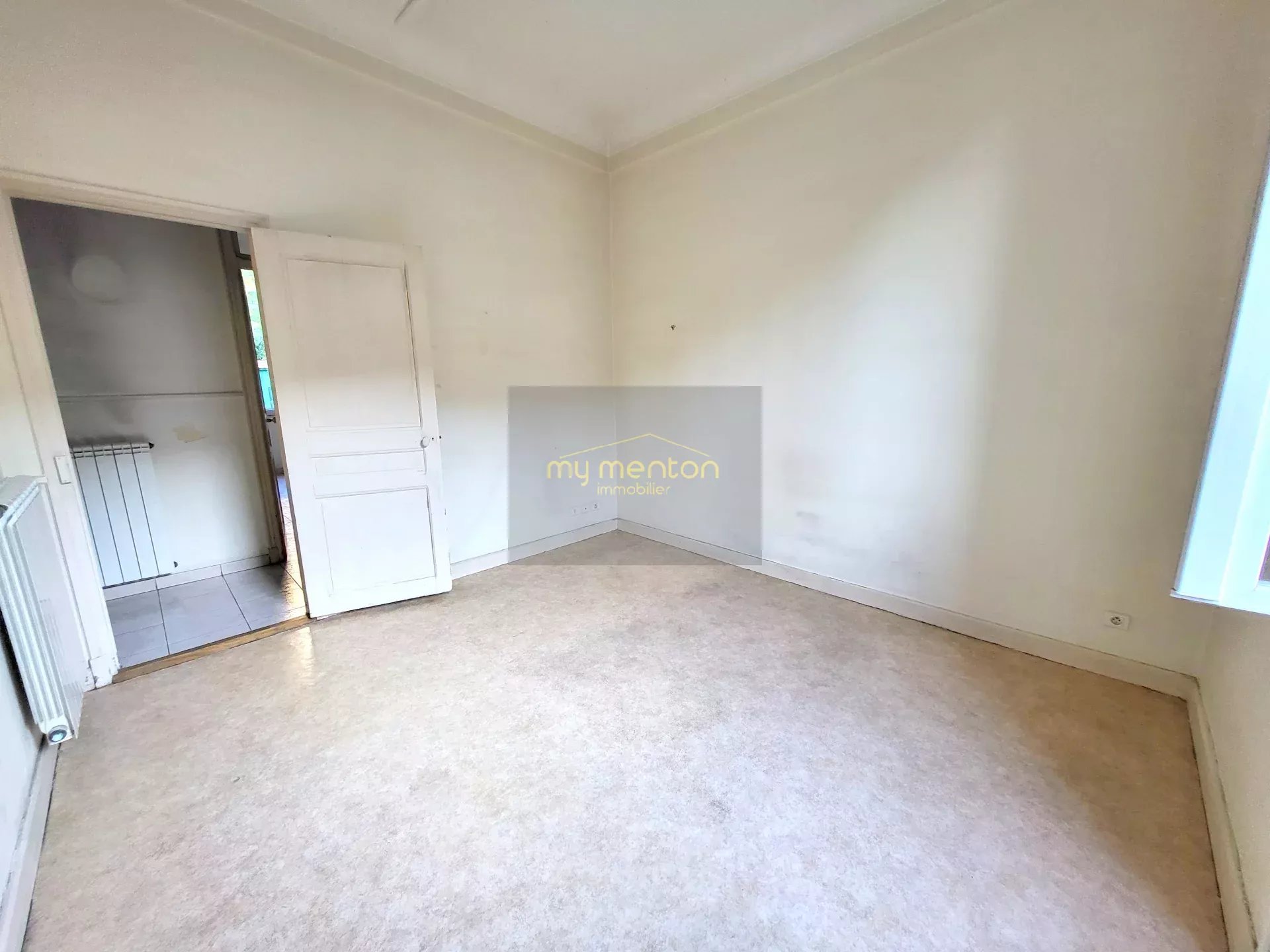 À vendre :  appartement 4 pièces à Menton idéal Famille ou Profession libérale