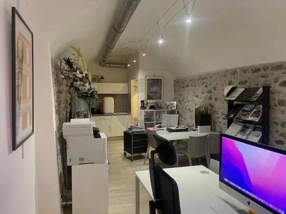 MURS COMMERCIAUX A VENDRE MENTON VIEILLE VILLE