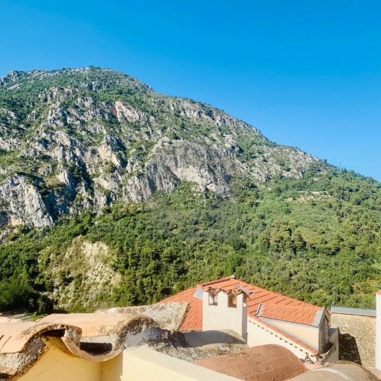 MAISON 4 PIECES 71m2 GORBIO TERRASSE VUE MER