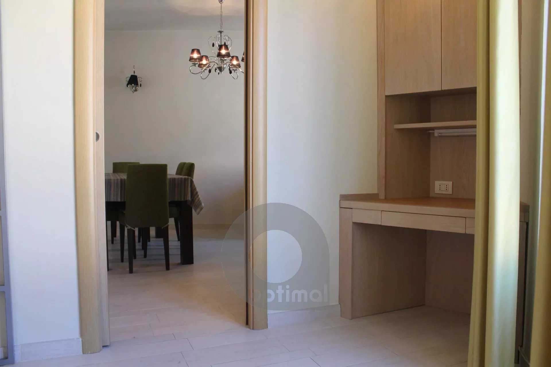 plein centre ville de Menton appartement 3 pièces
