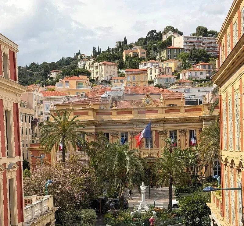 Appartement d’exception – Centre de Menton / Front de Mer