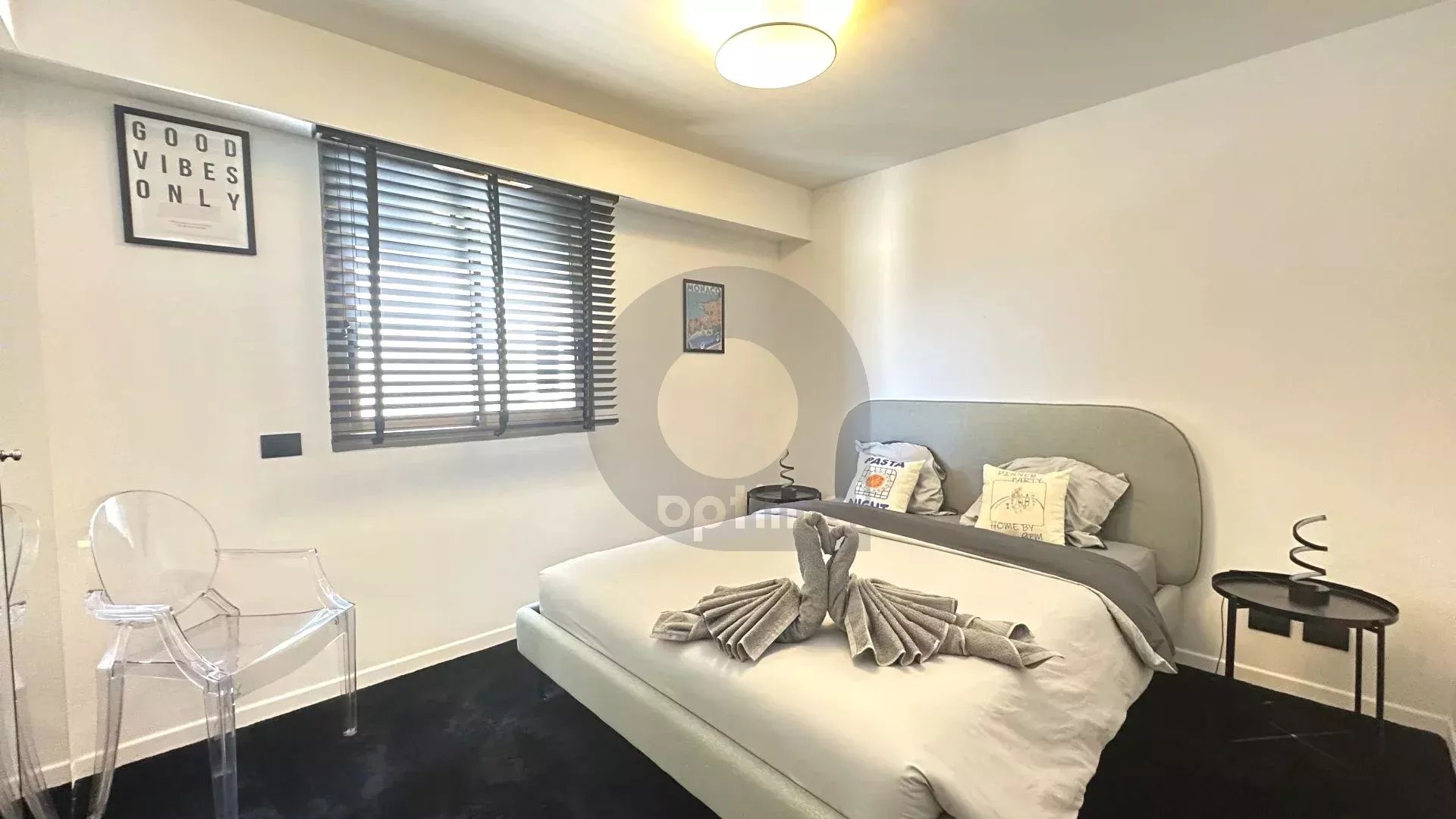 CAP-D’AIL: A deux pas de MONACO bel appartement 2 pièces avec piscine dans résidence de grand standing