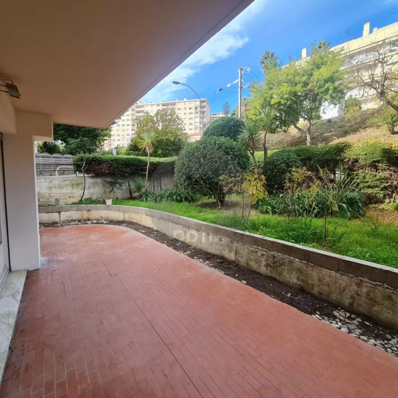 APPARTEMENT QUATRE PIECES MENTON COURS DU CENTENAIRE