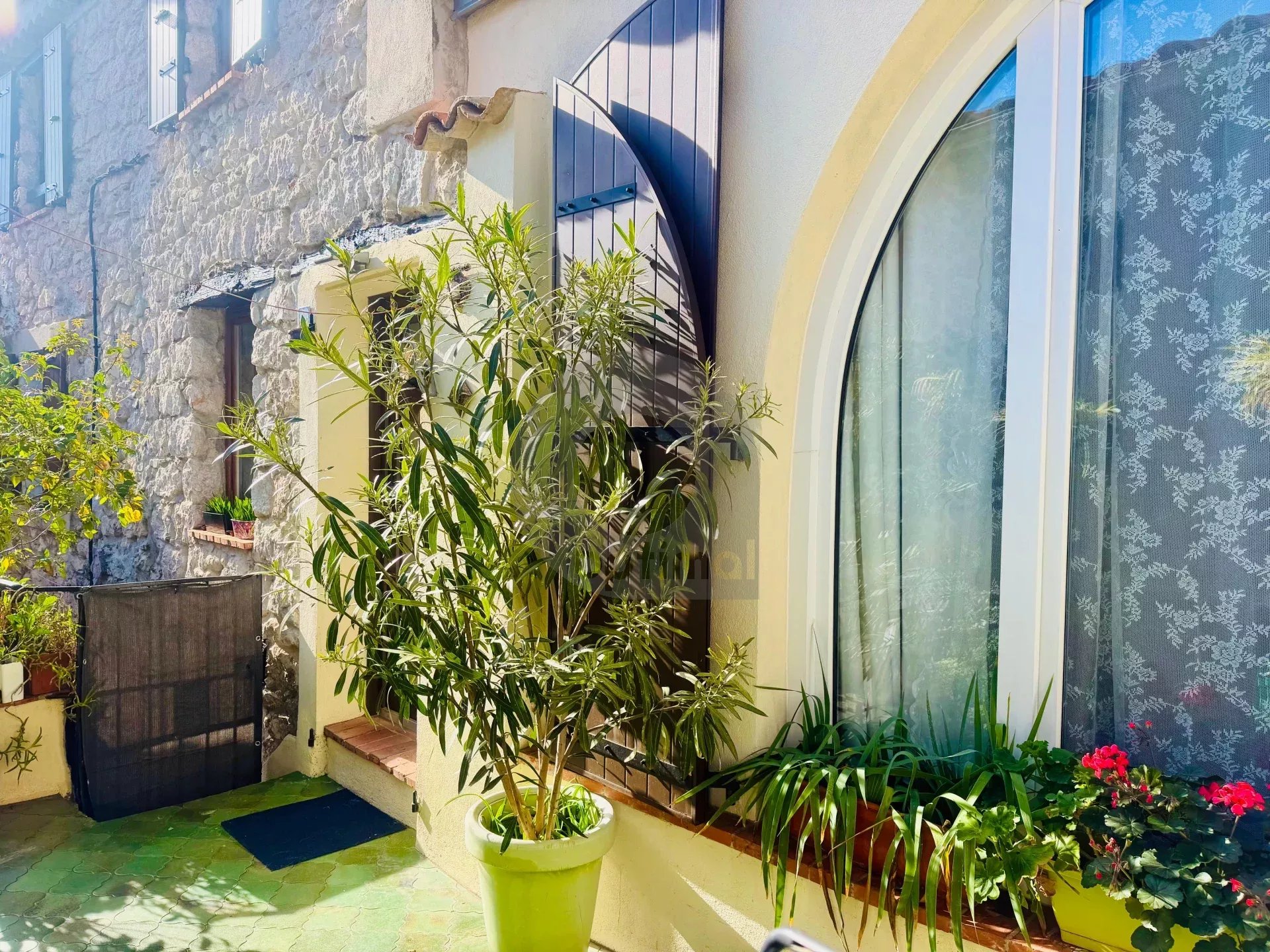 MAISON 4 PIECES 71m2 GORBIO TERRASSE VUE MER
