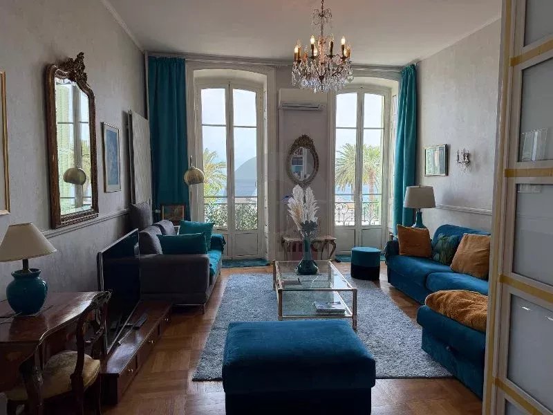 Appartement d’exception – Centre de Menton / Front de Mer