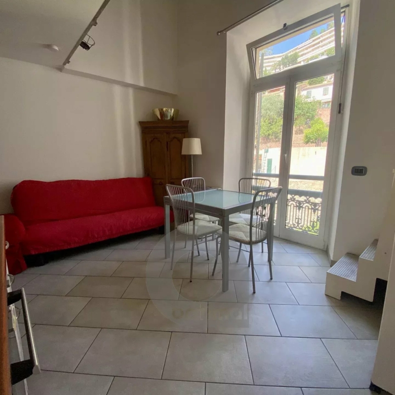 Menton Garavan – Résidence Bourgeoise Front de Mer – 2 pièces avec mezzanine