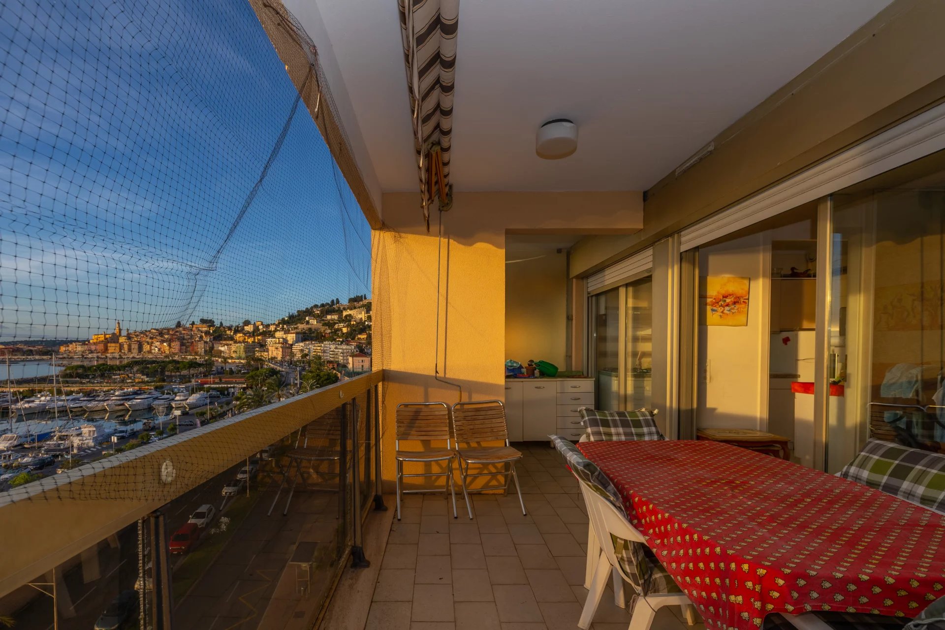 Appartement à vendre à Menton vue panoramique Mer et Vieille Ville
