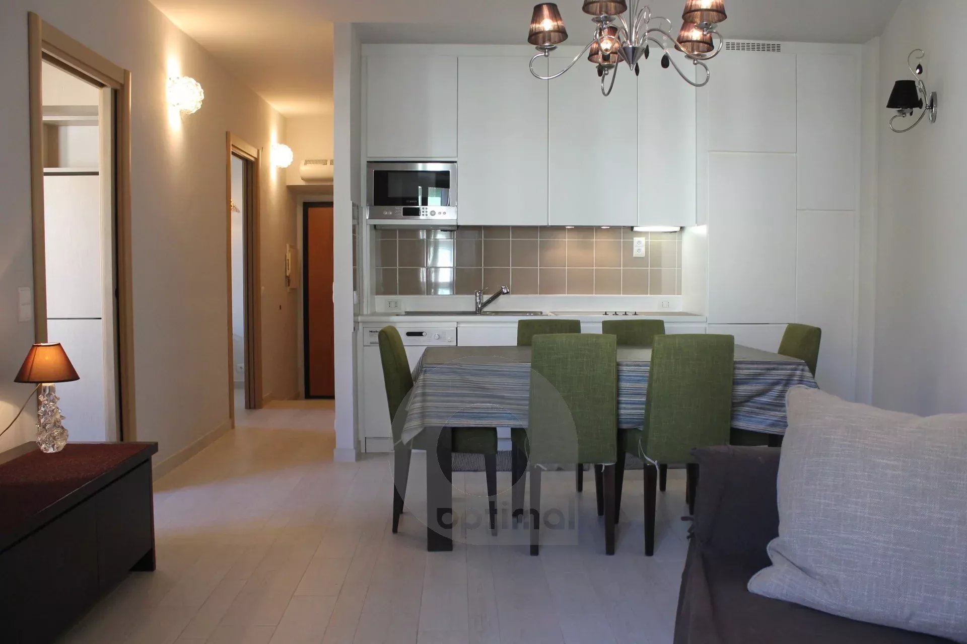 plein centre ville de Menton appartement 3 pièces