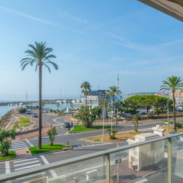 MENTON GARAVAN FRONT DE MER