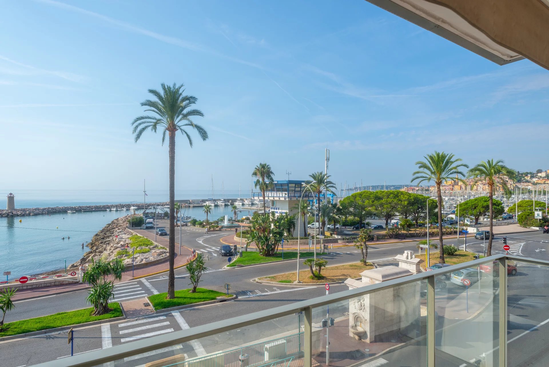 MENTON GARAVAN FRONT DE MER