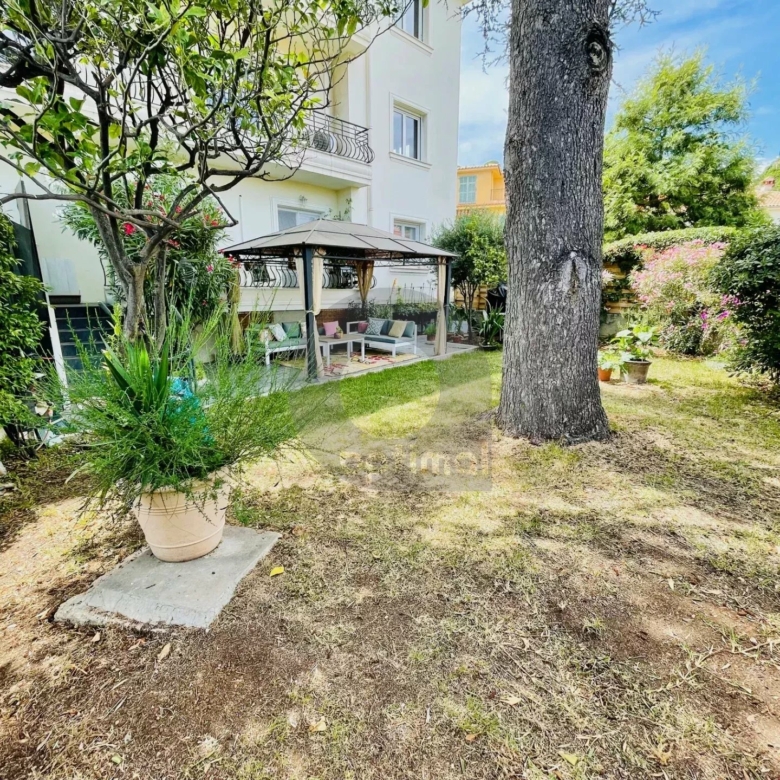 3 pièces plateau du Cap Martin avec JARDIN