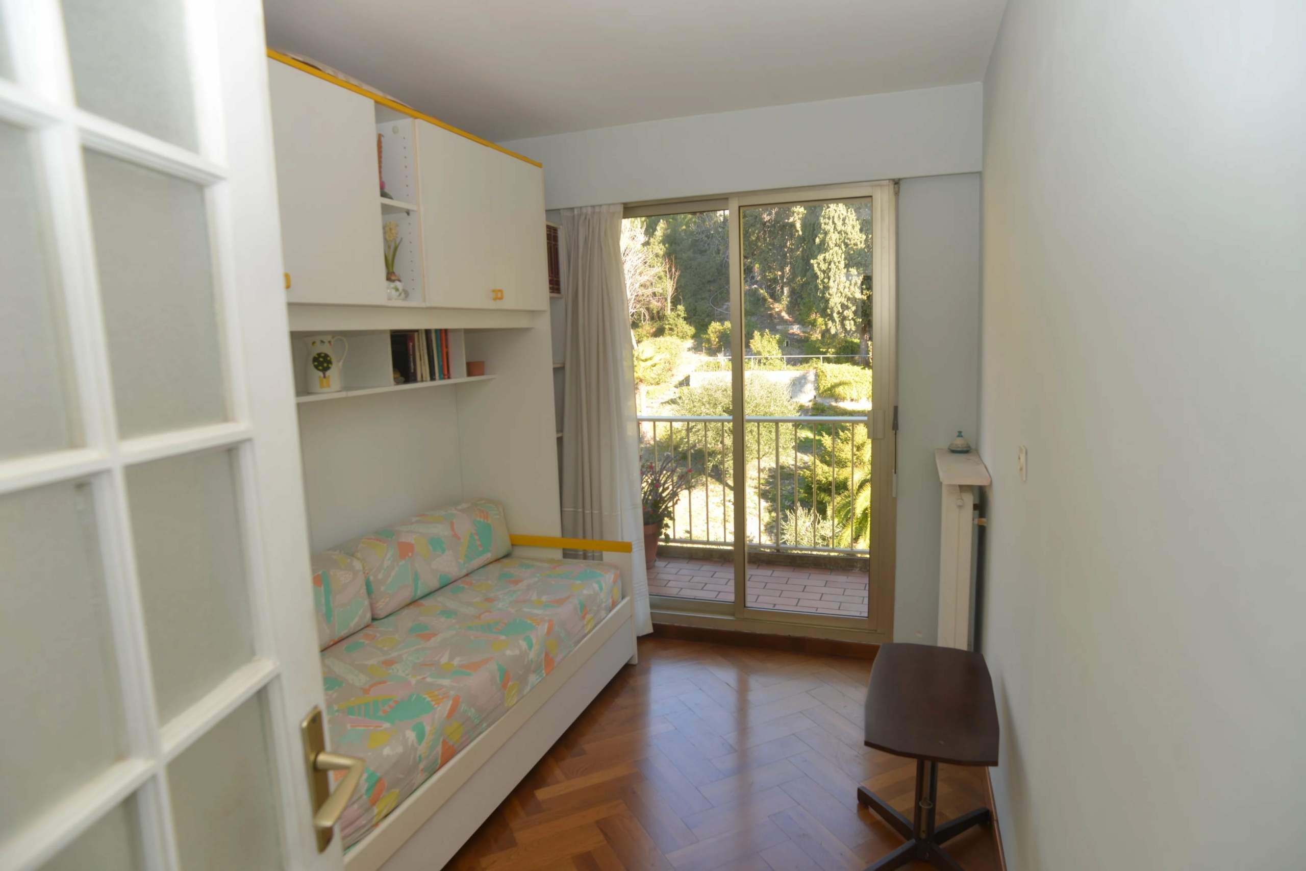 MENTON GARAVAN – 3 pièces dernier étage avec terrasse vue mer cave et garage