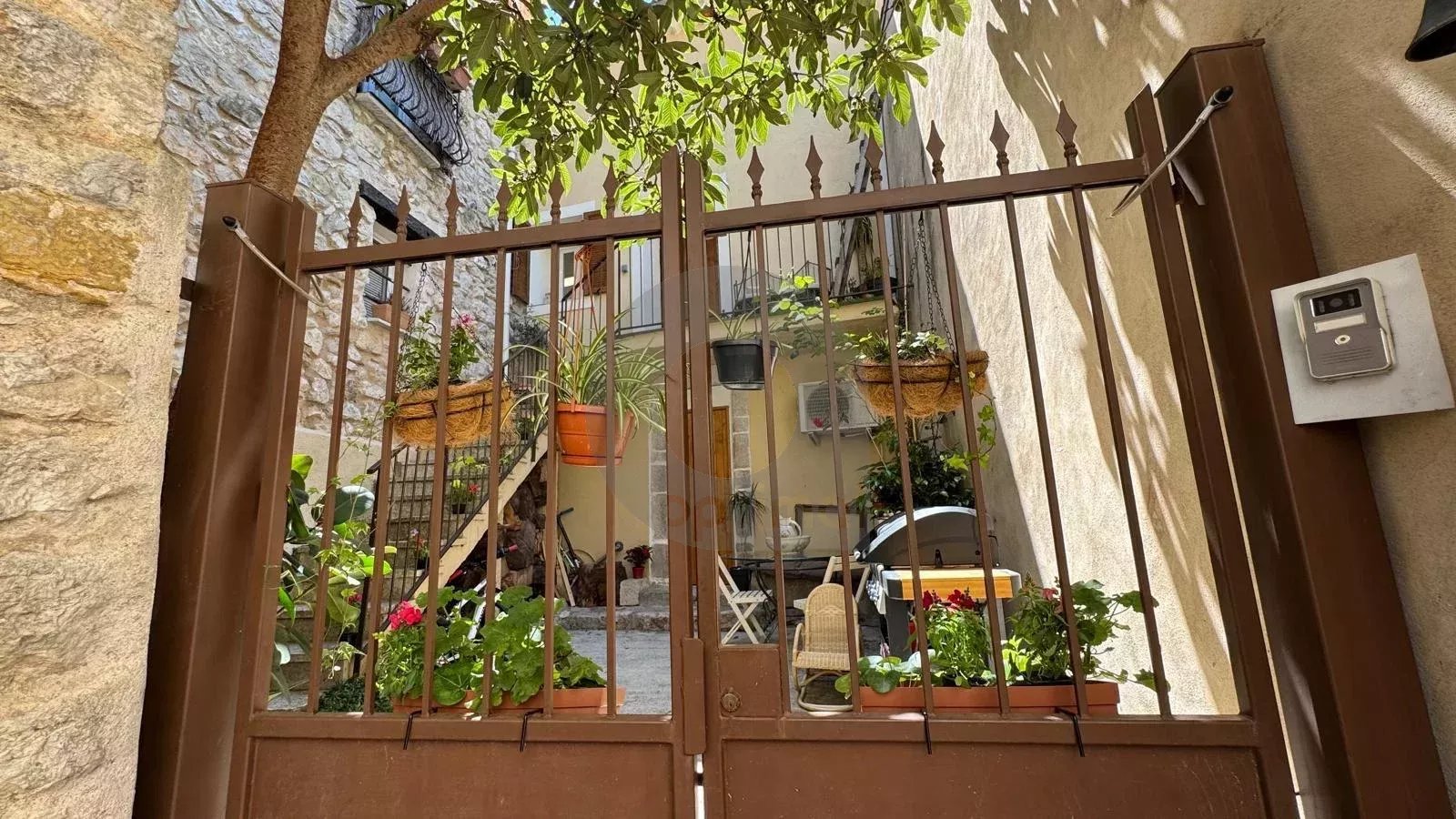 MAISON DE VILLAGE 90M2 4P TERRASSE GORBIO