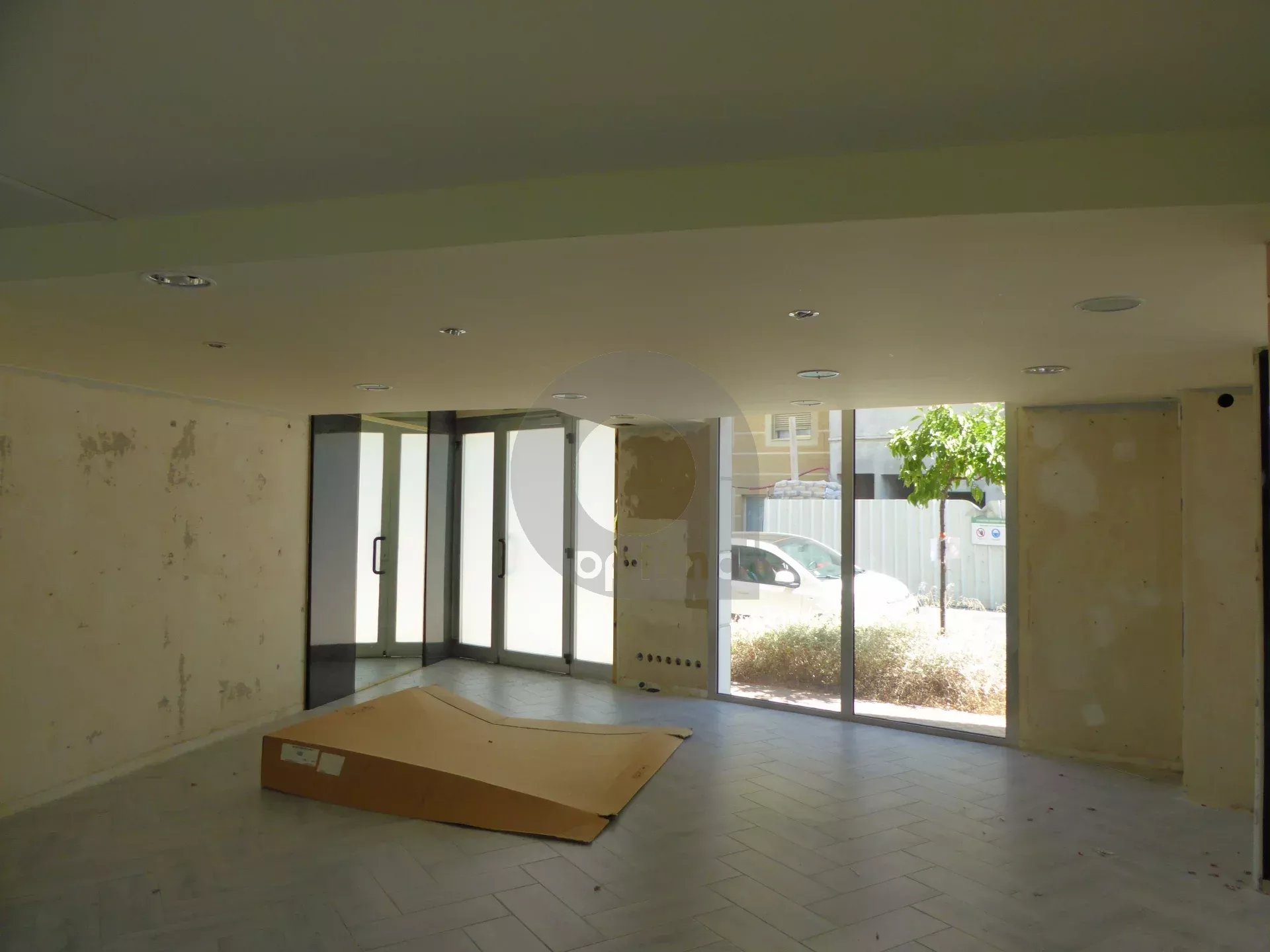 MENTON EXCLUSIVITE LOCAUX PROFESSIONNELS 212 M2