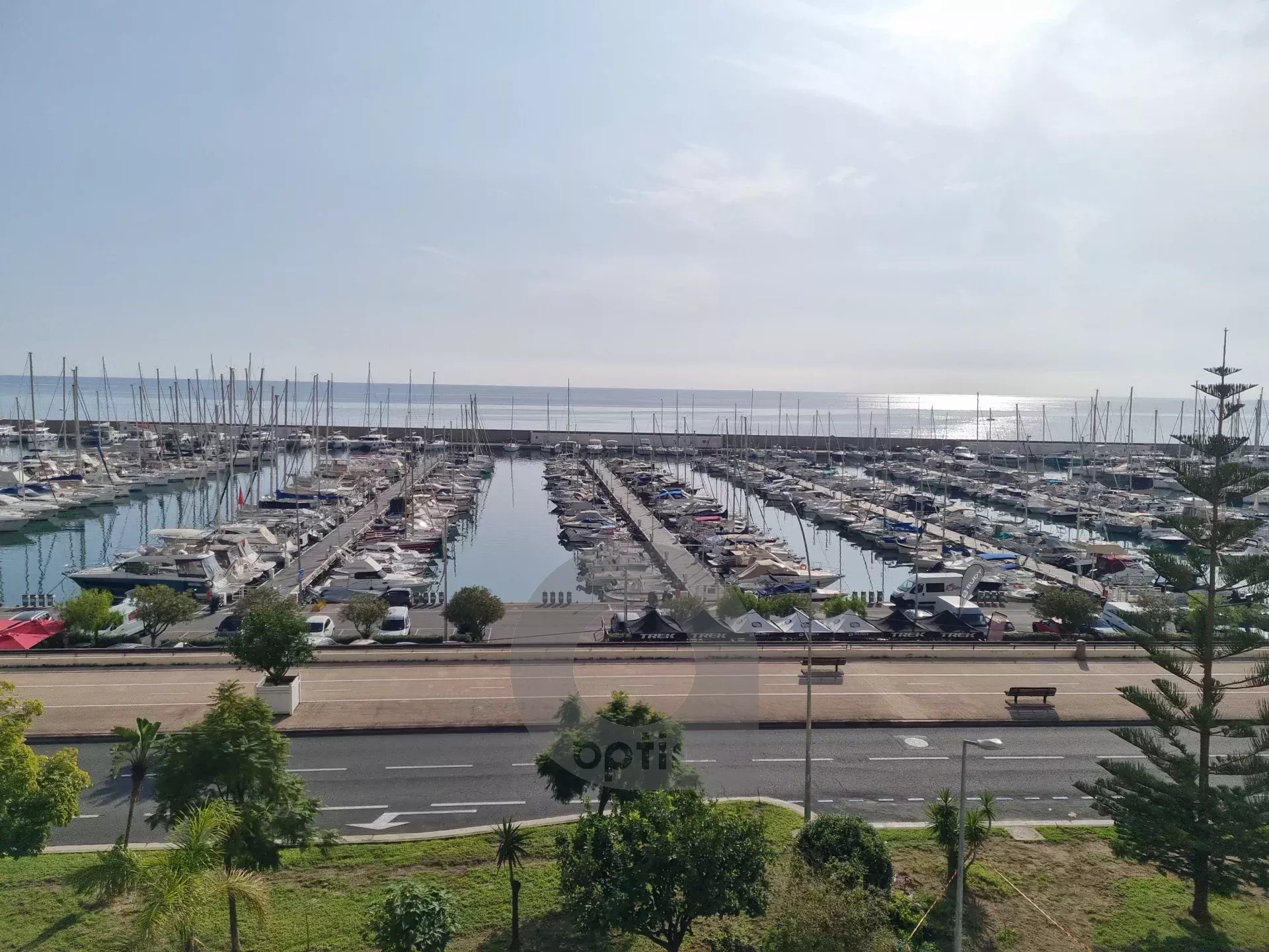 MENTON GARAVAN appartement terrasse front de mer