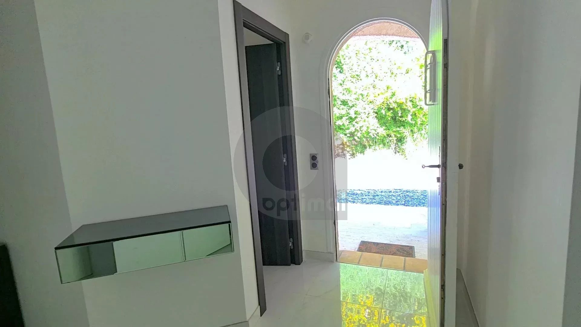 🌿 Charmante Maison de Ville mitoyenne avec Vue  –Mer et Menton Quartier Garavan, Menton