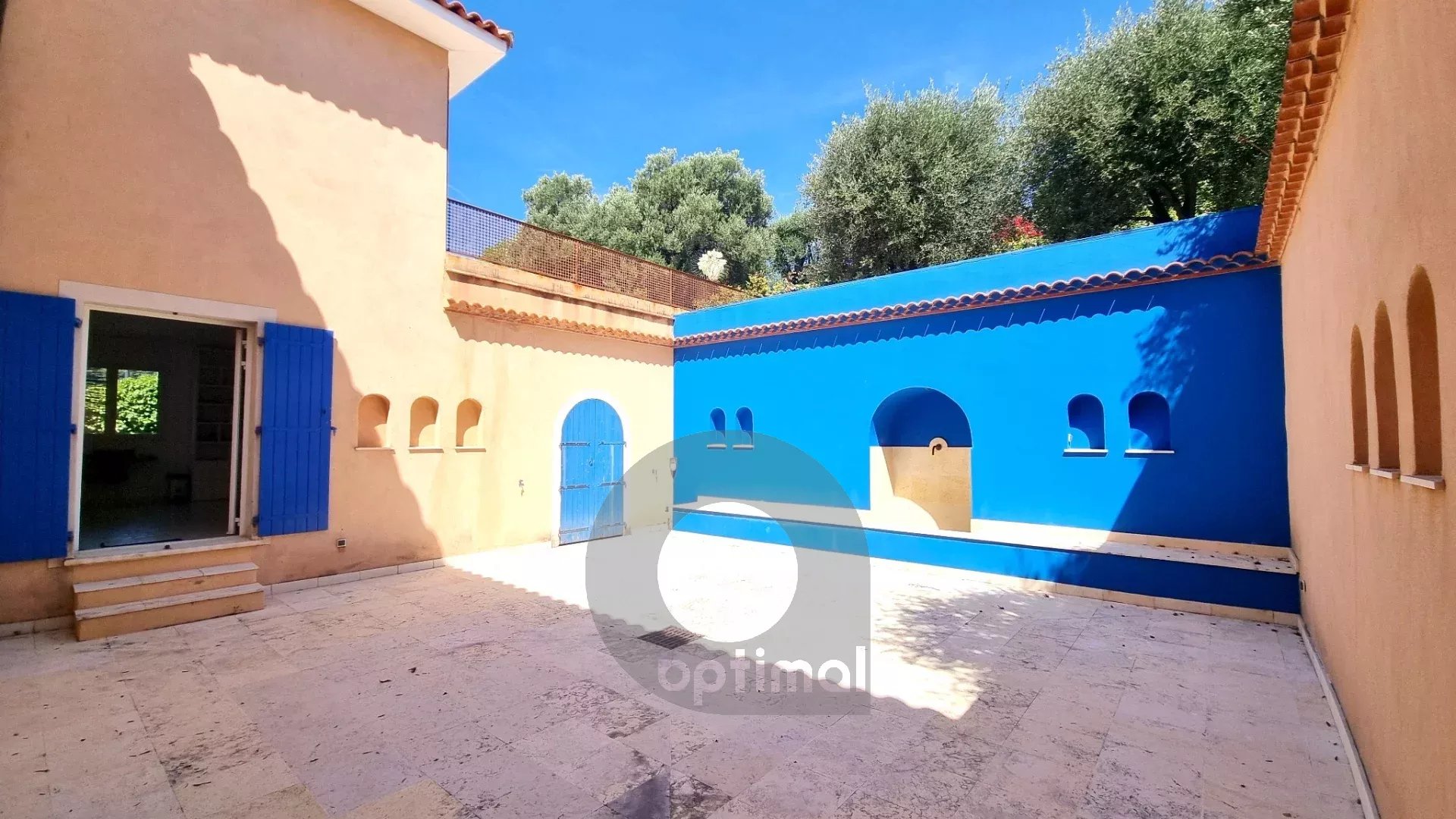 Menton – Propriété de caractère avec vue mer panoramique et permis purgé