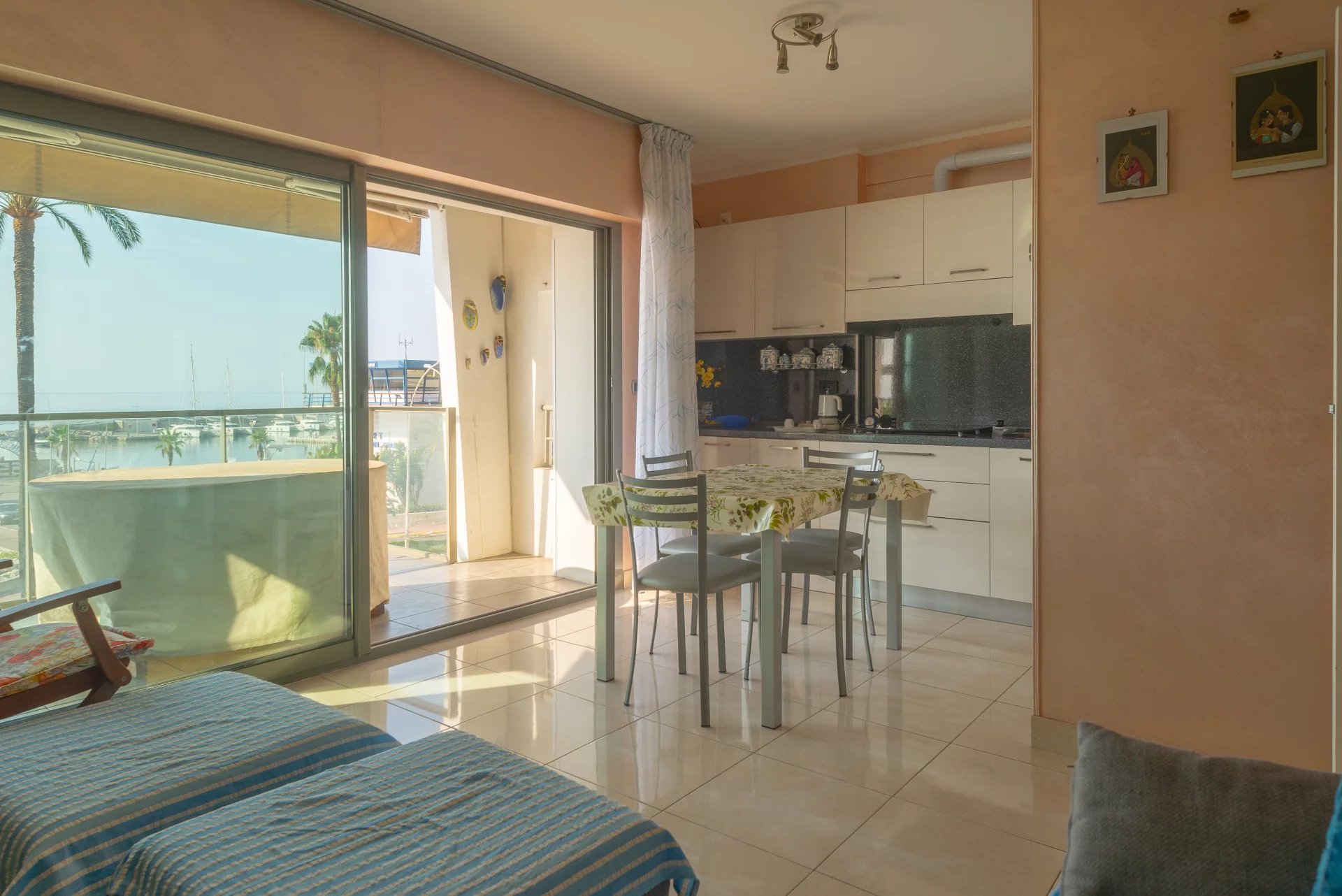 MENTON GARAVAN FRONT DE MER