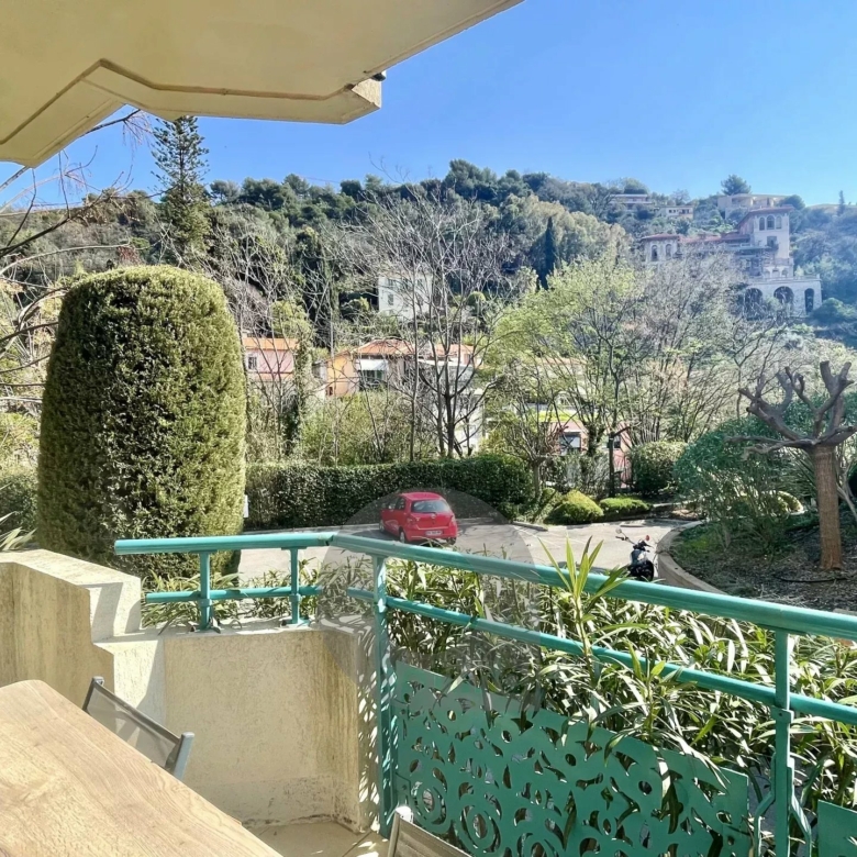 RCM Secteur Antoine Peglion – 2 pièces avec terrasse – Garage