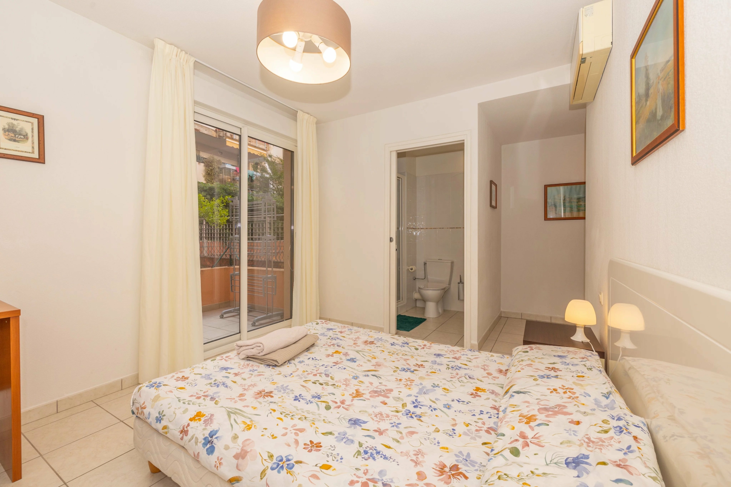 Appartement 3 pièces avec grande terrasse à Menton