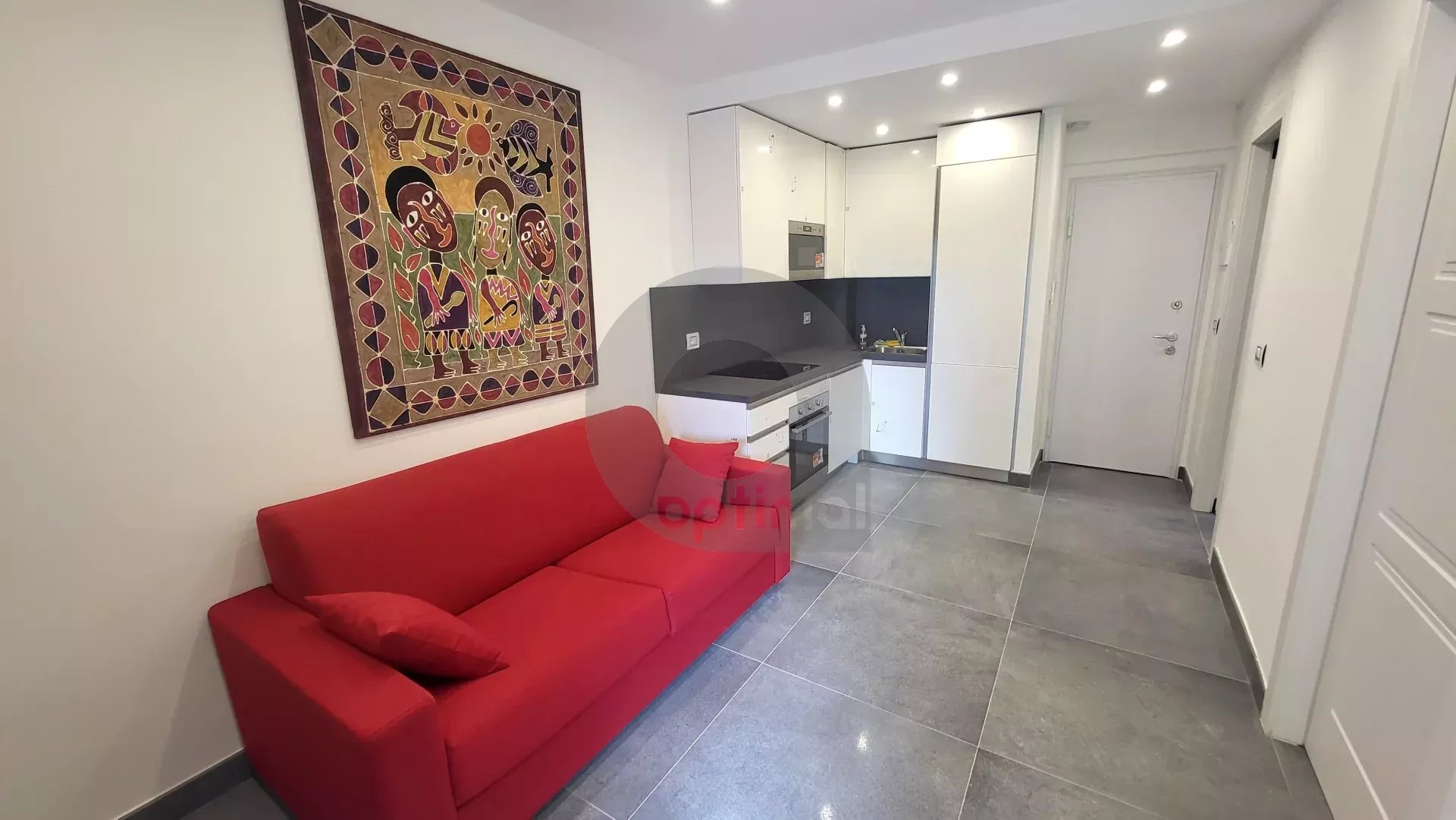 Roquebrune Cap Martin  – Coquet deux pièces avec terrasse à 100 mt des plages