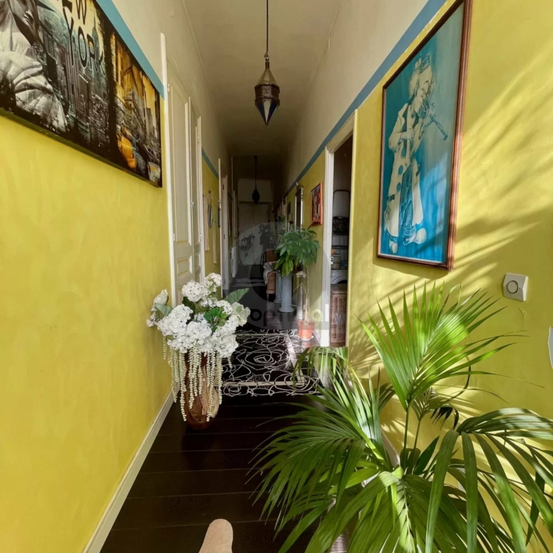 SUPERBE APPARTEMENT DE 5 PIECES – centre ville