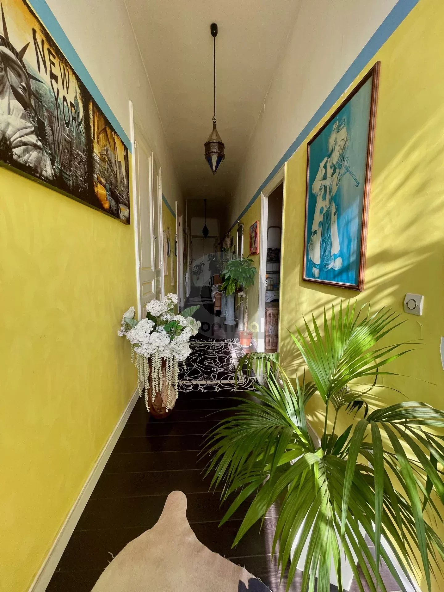 SUPERBE APPARTEMENT DE 5 PIECES – centre ville