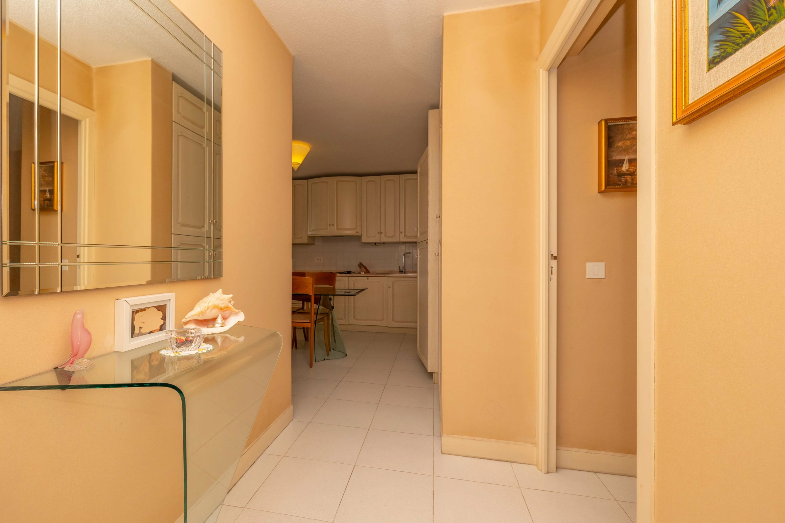 MENTON GARAVAN – APPARTEMENT 3 PIECES BORD DE MER, VUE MER