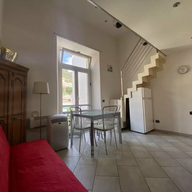 Menton Garavan – Résidence Bourgeoise Front de Mer – 2 pièces avec mezzanine