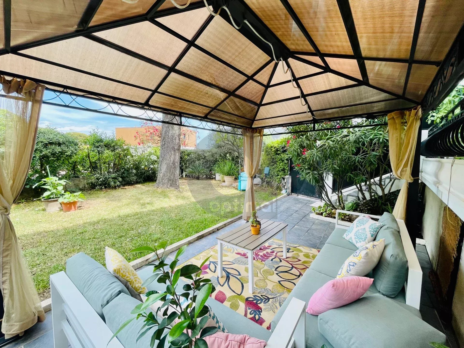 3 pièces plateau du Cap Martin avec JARDIN