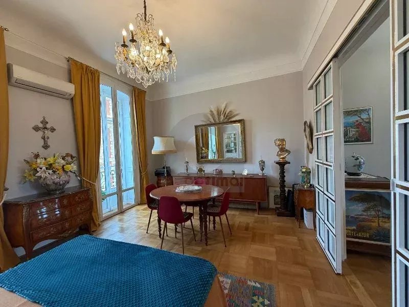 Appartement d’exception – Centre de Menton / Front de Mer