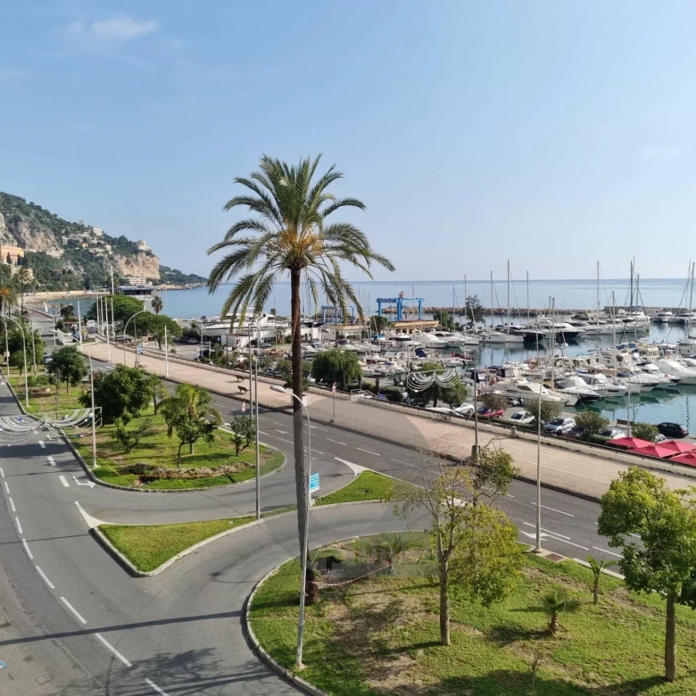 MENTON GARAVAN appartement terrasse front de mer