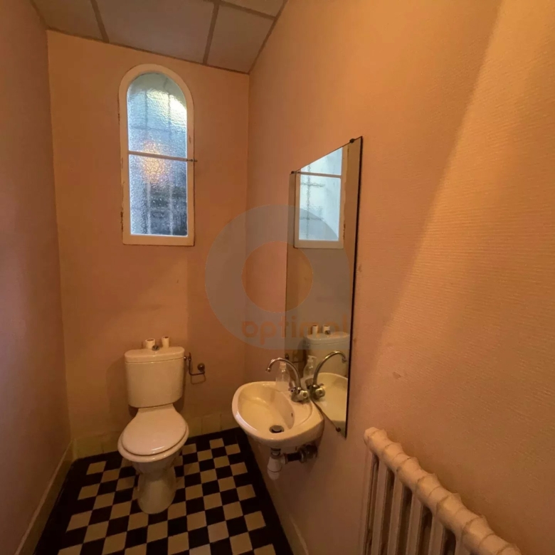 Appartement de Charme à Menton avec 8 Pièces