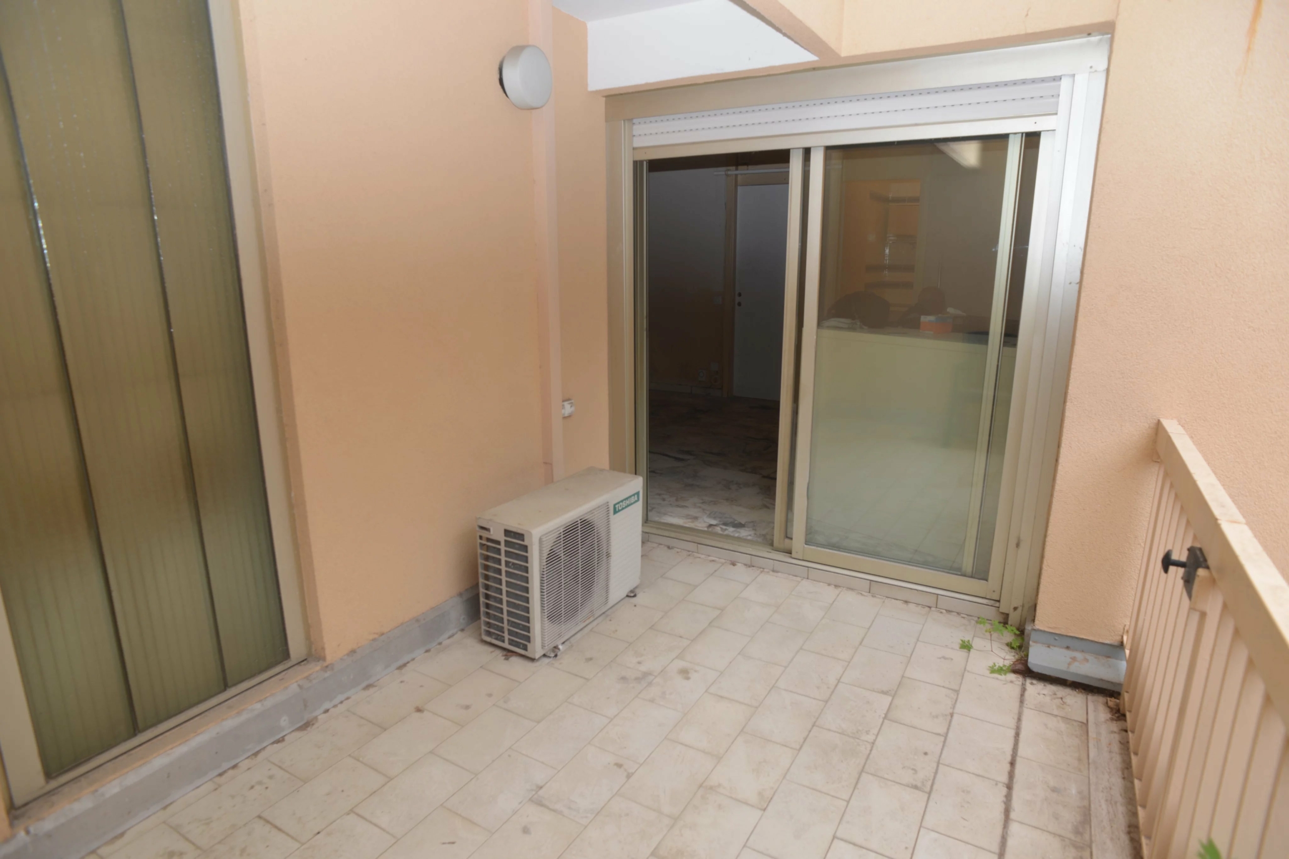 Menton – appartement deux pièces bord de mer à Garavan