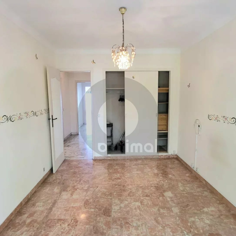 Appartement Front de Mer – Menton – Proche Solenzara