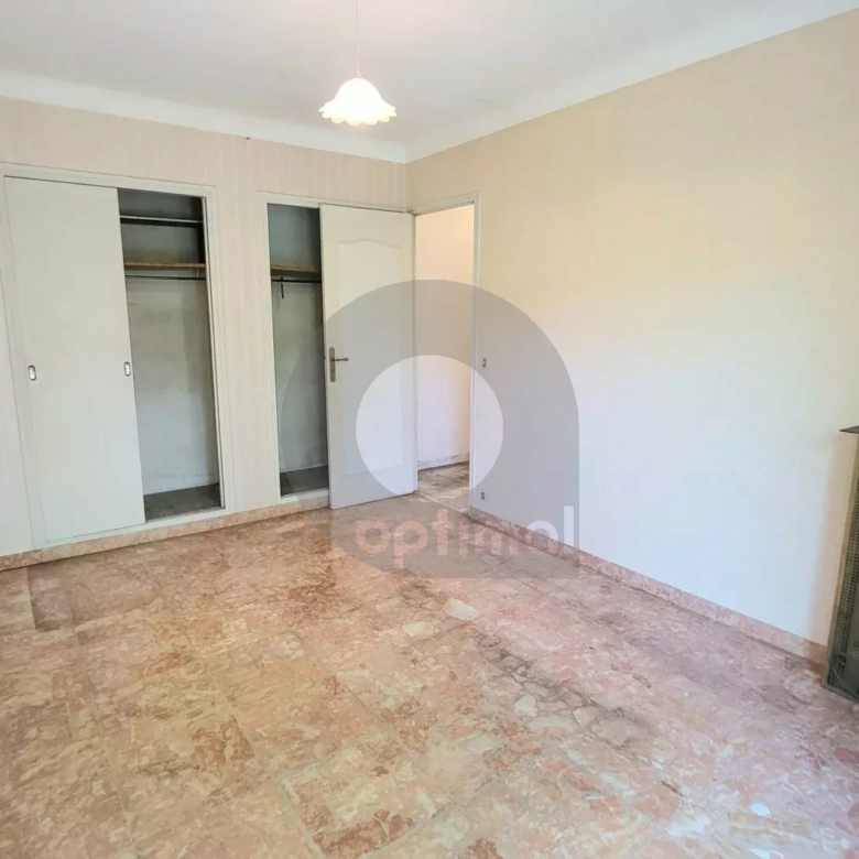 Appartement Front de Mer – Menton – Proche Solenzara