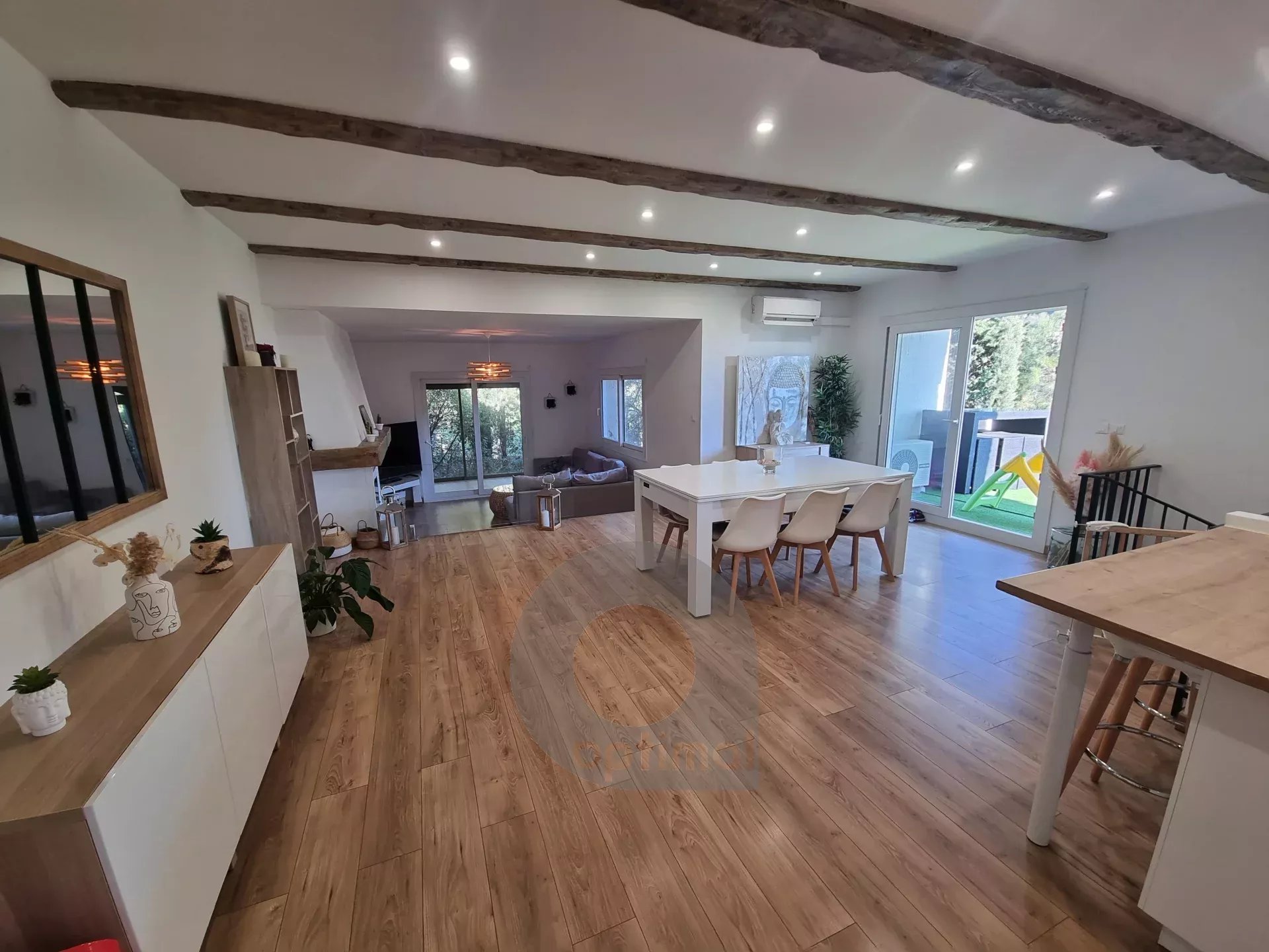 CASTELLAR – villa à 250 mètres de Menton