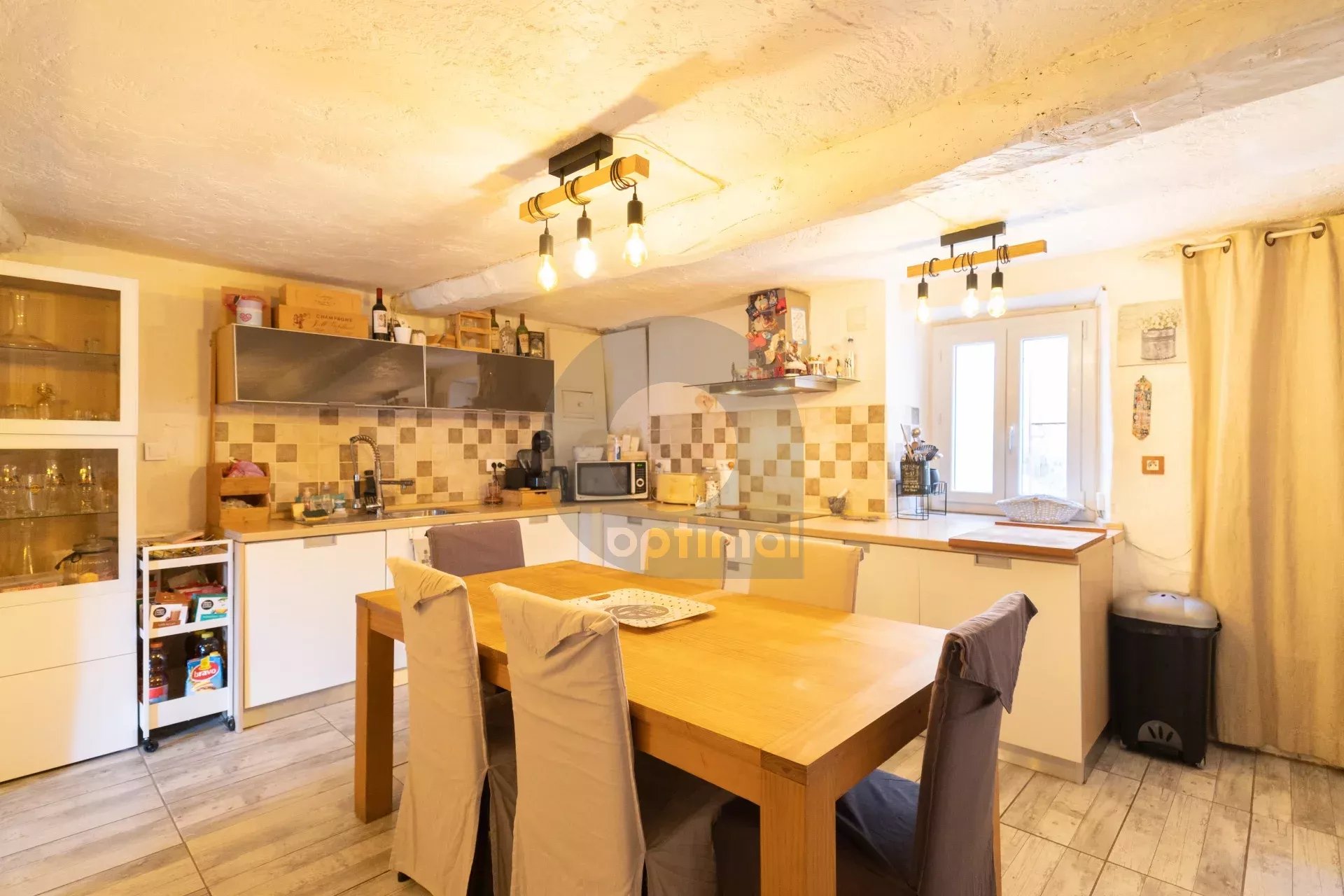 7e0a487a7657c5032b15be14d15d4d19_d4b6c76819_1920-original-174492-0.jpg APPARTEMENT CASTELLAR 5 PIECES TRIPLEX