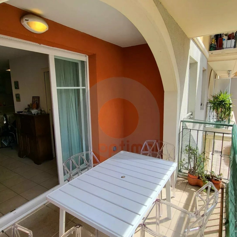 Menton centre ville –  Appartement 2 Pièces – terrasse et parking