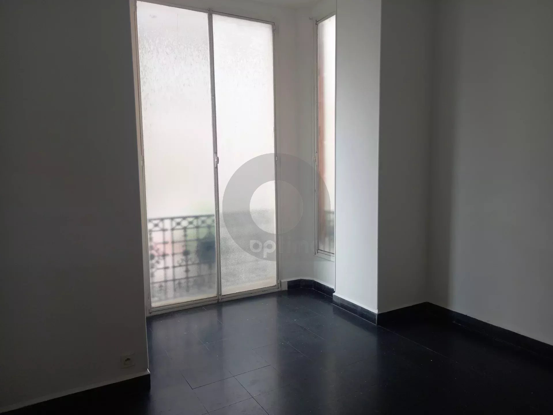Grand 5 pièces 122 m² plein centre Menton !