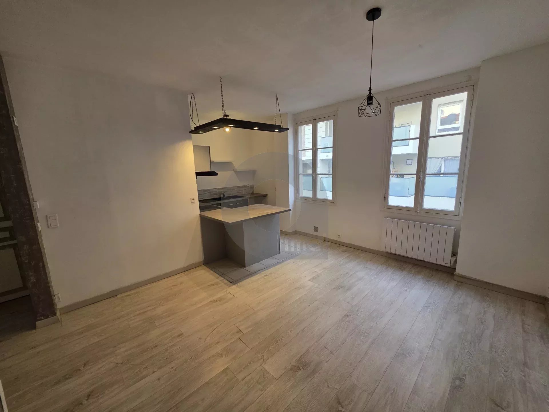 APPARTEMENT TROIS PIECES MENTON BORRIGO