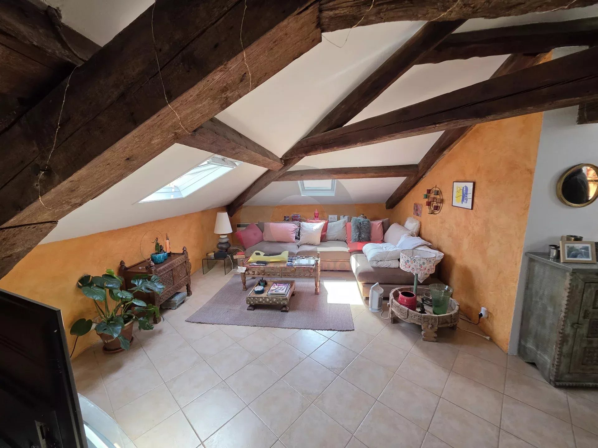 APPARTEMENT TROIS PIECES MENTON MAIRIE DERNIER ETAGE